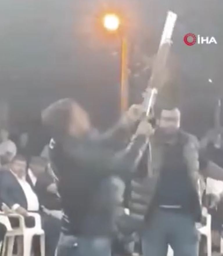 JANDARMA'NIN ARADIĞI SİLAHLAR BAKIN NEREDEN ÇIKTI?