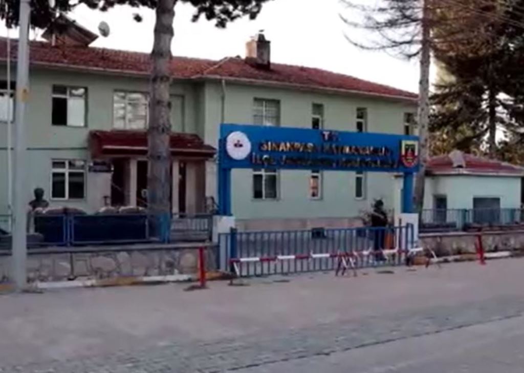 JANDARMA'NIN ARADIĞI SİLAHLAR BAKIN NEREDEN ÇIKTI?