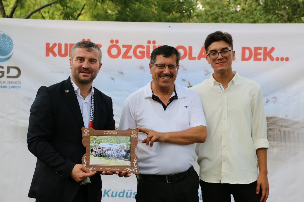 AGD-MGV AFYON MEZUNLARI BULUŞTU