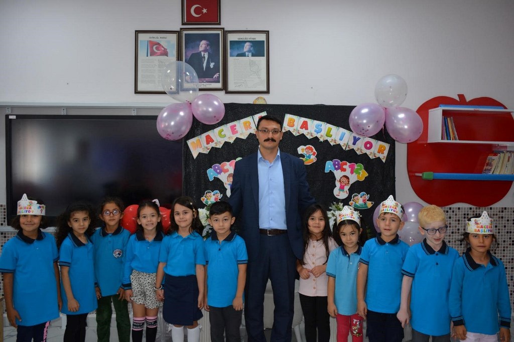 KAYMAKAM AKGÜL, ÖĞRENCİLERLE BİR ARAYA GELDİ