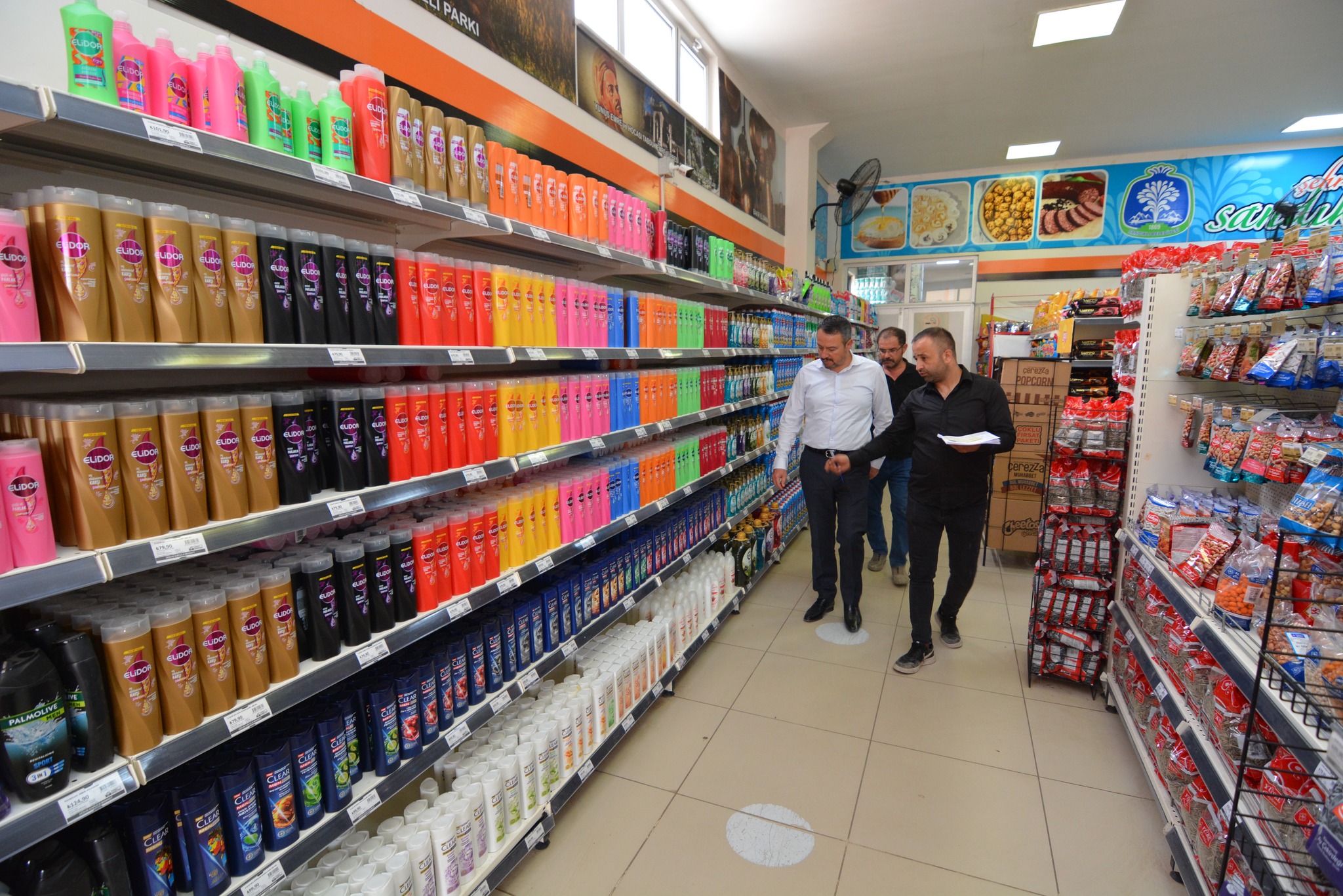Başkan Öztaş, Hüdai Market Ve Restoran'da Denetim Yaptı