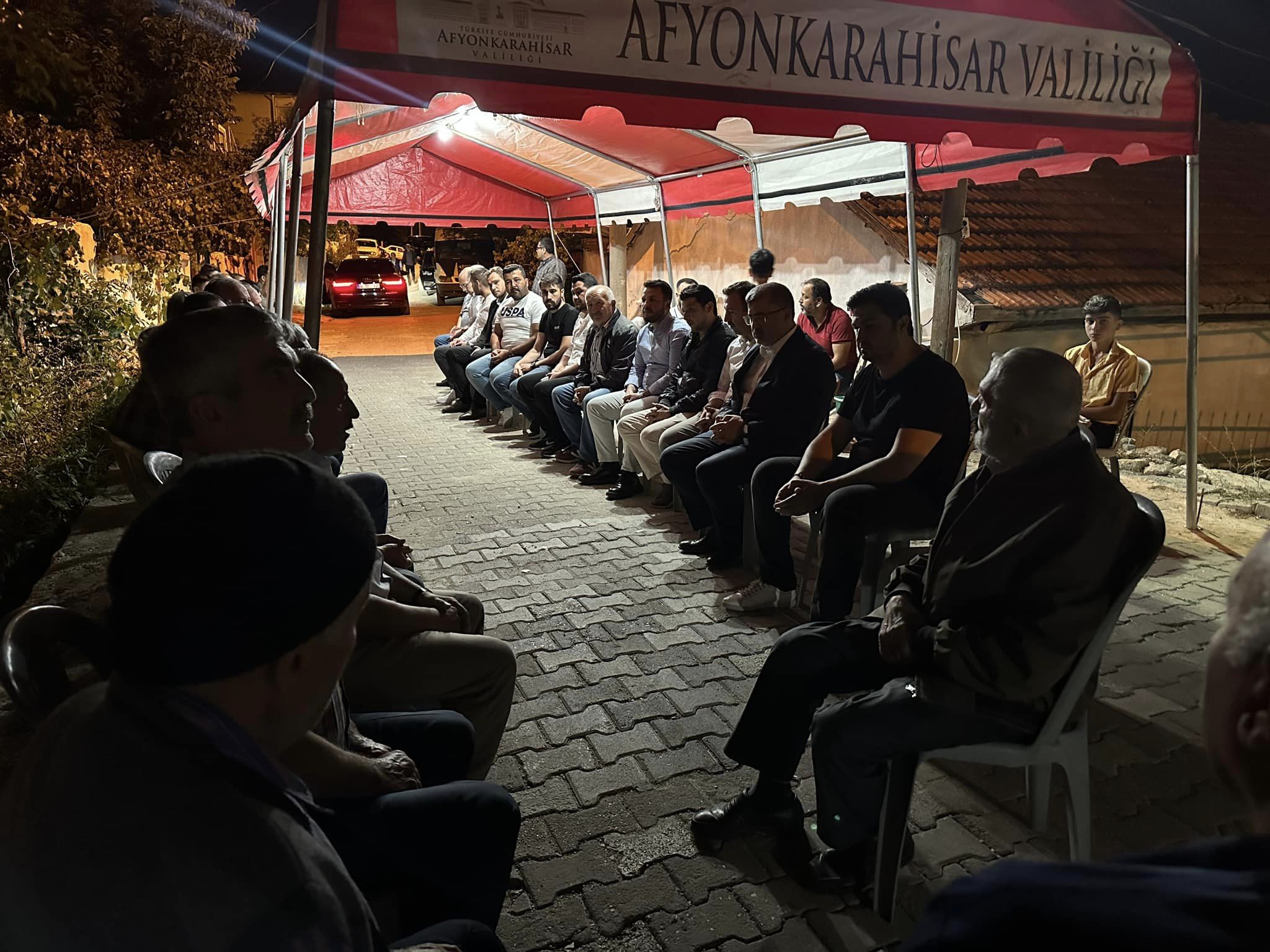 Milletvekili Özkaya'dan Şehit Ailesine Taziye Ziyareti