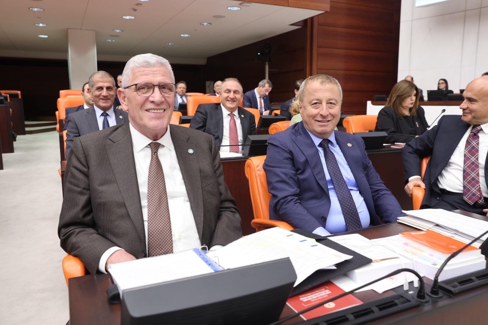 OLGUN'DAN GÜNDEMDEKİ TARTIŞMALARA CEVAP GİBİ PAYLAŞIM