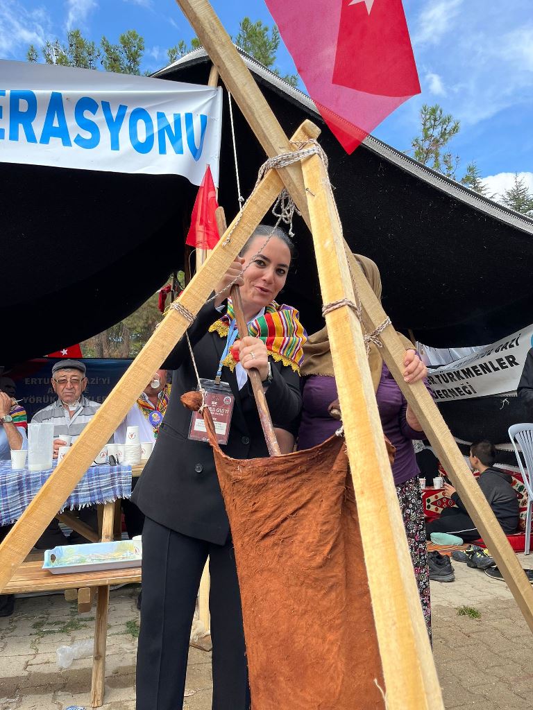 AFYONKARAHİSAR ÇADIRLARI ZİYARETÇİ AKININA UĞRADI