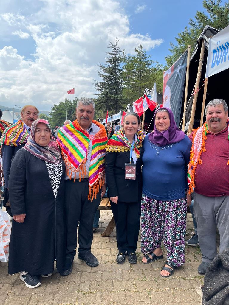 AFYONKARAHİSAR ÇADIRLARI ZİYARETÇİ AKININA UĞRADI