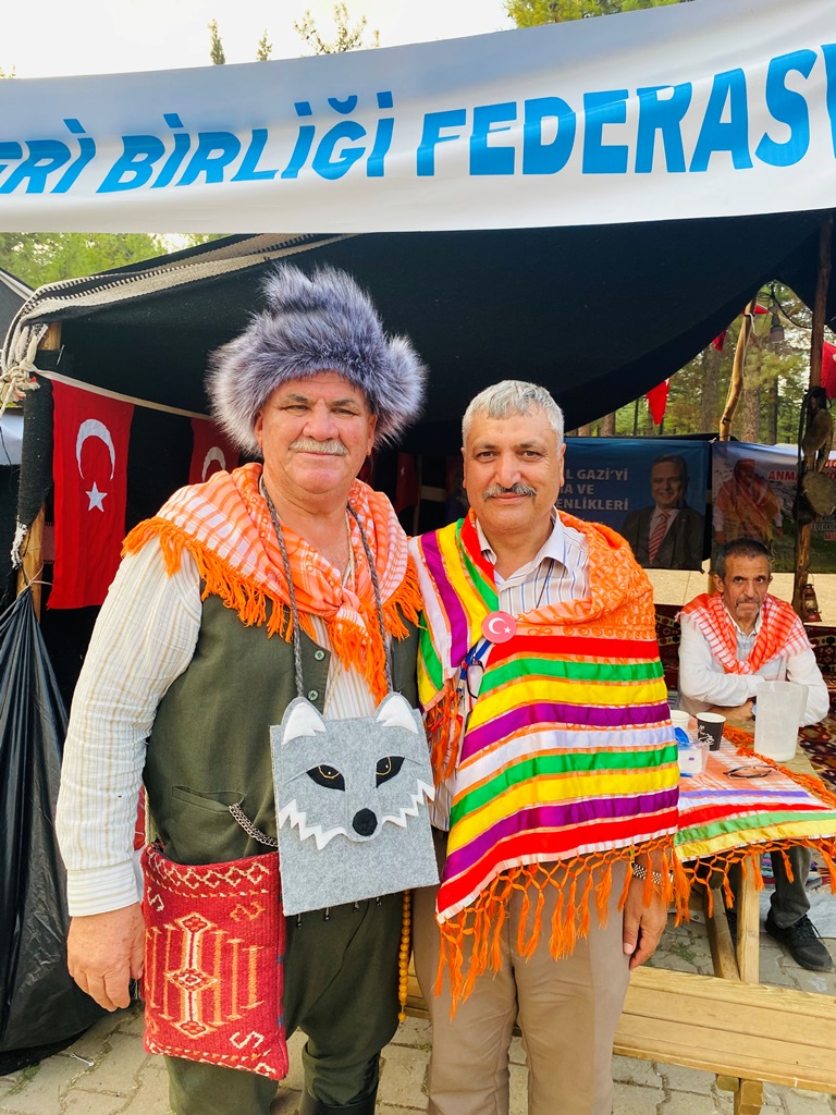 AFYONKARAHİSAR ÇADIRLARI ZİYARETÇİ AKININA UĞRADI