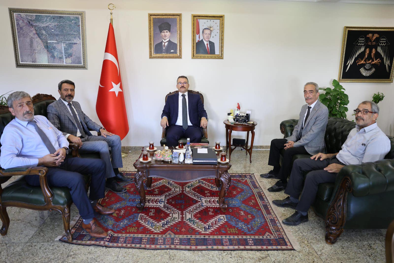 Afyonkarahisar Esnaf ve Sanatkarlar Odaları Birliği Heyeti, Iğdır Valisi Ercan Turan’ı Ziyaret Etti