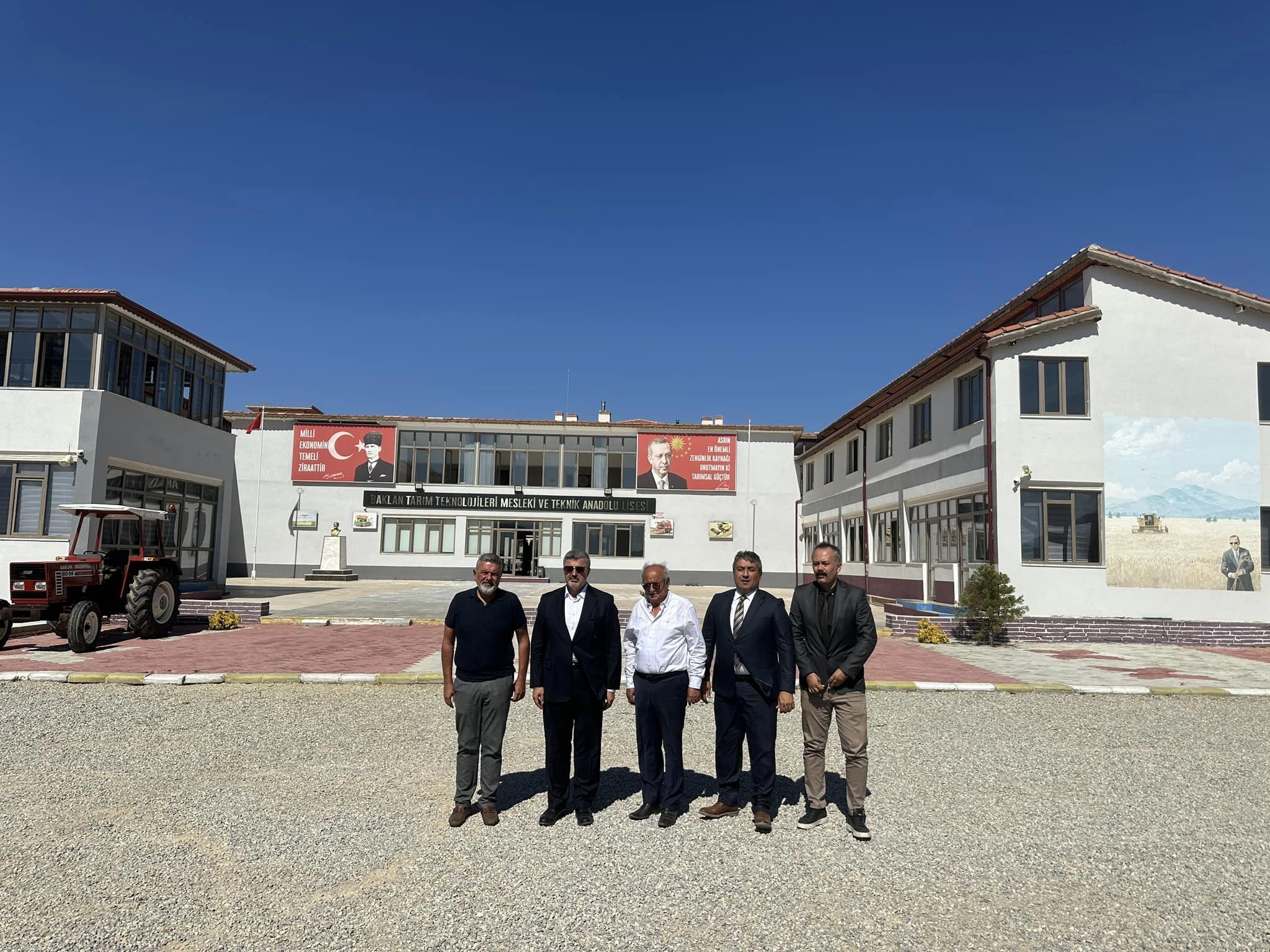  “Afyonkarahisar’a Tarım Lisesi Kazandıracağız!”