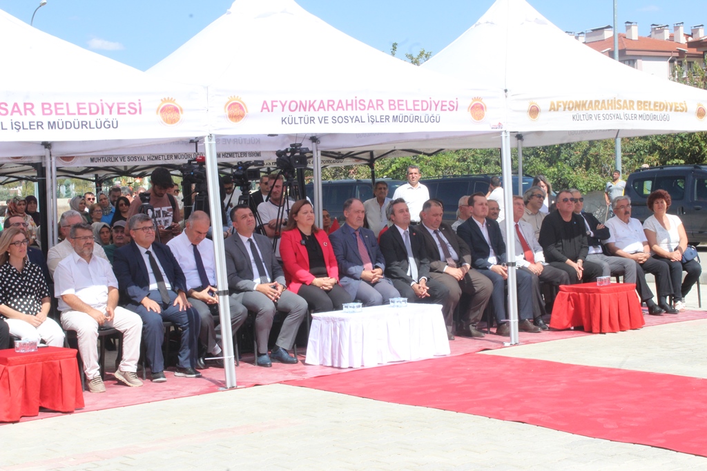 'ŞEHİT ÖĞRETMEN ŞENAY AYBÜKE YALÇIN' BİLGİ EVİ GENÇLERE IŞIK OLACAK