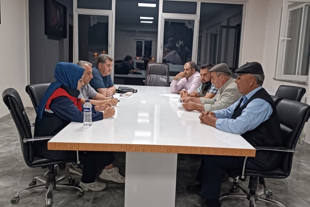 ÇİFTÇİLERE TARIMSAL ÜRETİM PLANLAMASI ANLATILDI