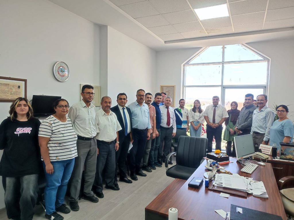 SÜNNETCİ'DEN SÜRPRİZ ZİYARET