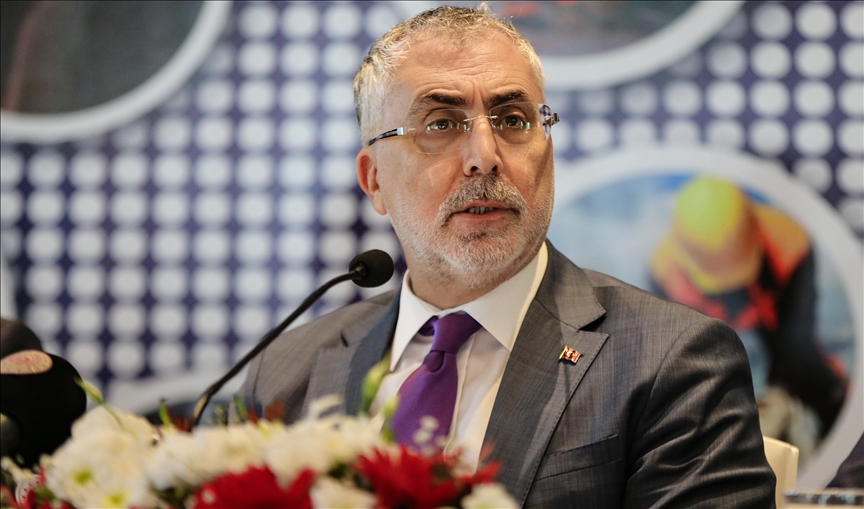 İŞKUR 2024'TE 1 MİLYONDAN FAZLA KİŞİYİ İŞLE BULUŞTURDU