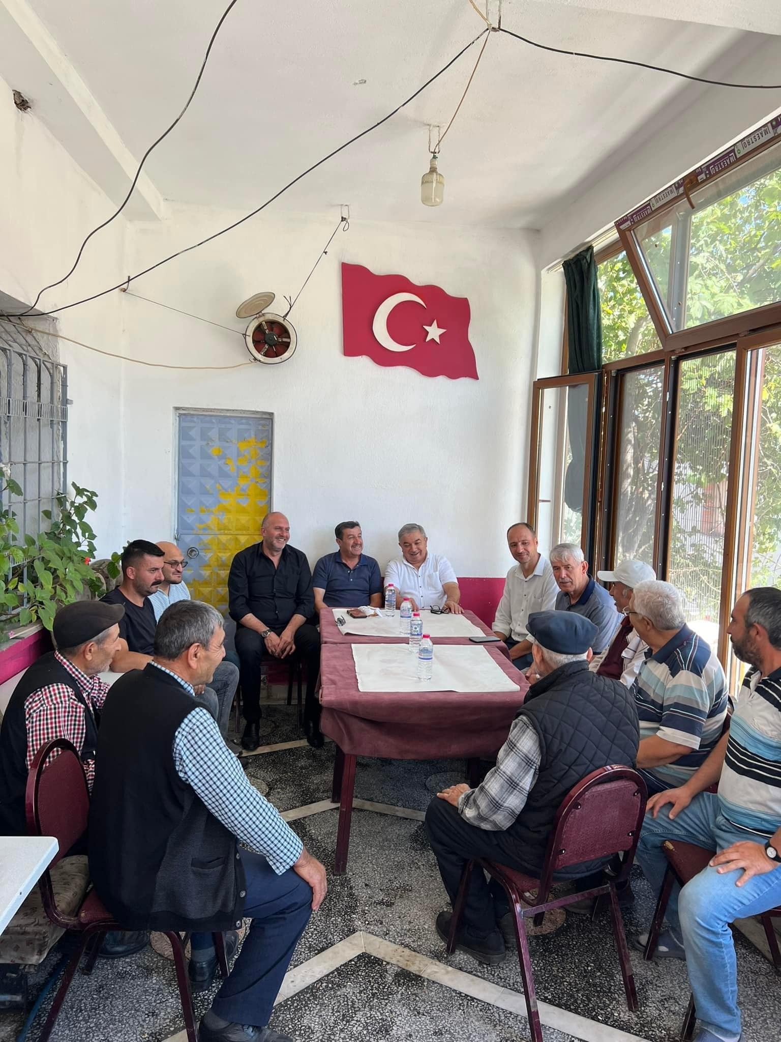 Başkan Özaşkın'dan Yaşlılara Saygı Gençlere Destek