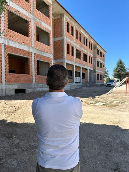 Başkan Koyuncu İmam Hatip Lisesi İnşaatını İnceledi