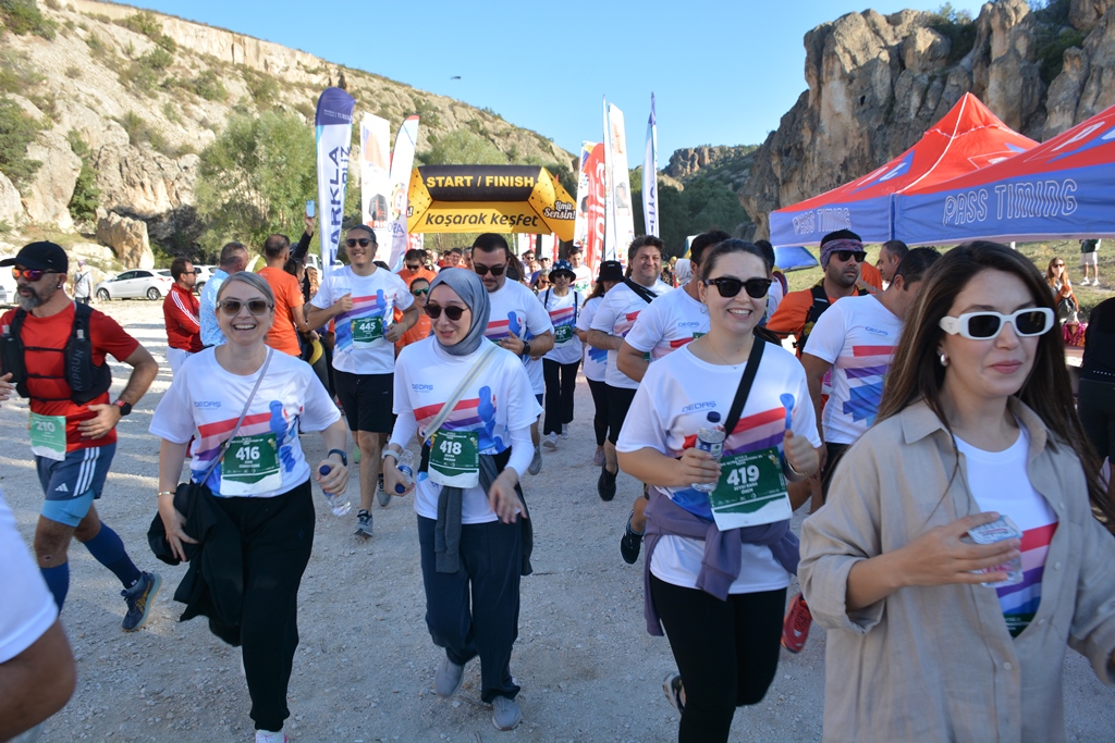 AFYONKARAHİSAR'DA ARNİCA 10. FRİG ULTRA MARATONU BAŞLADI