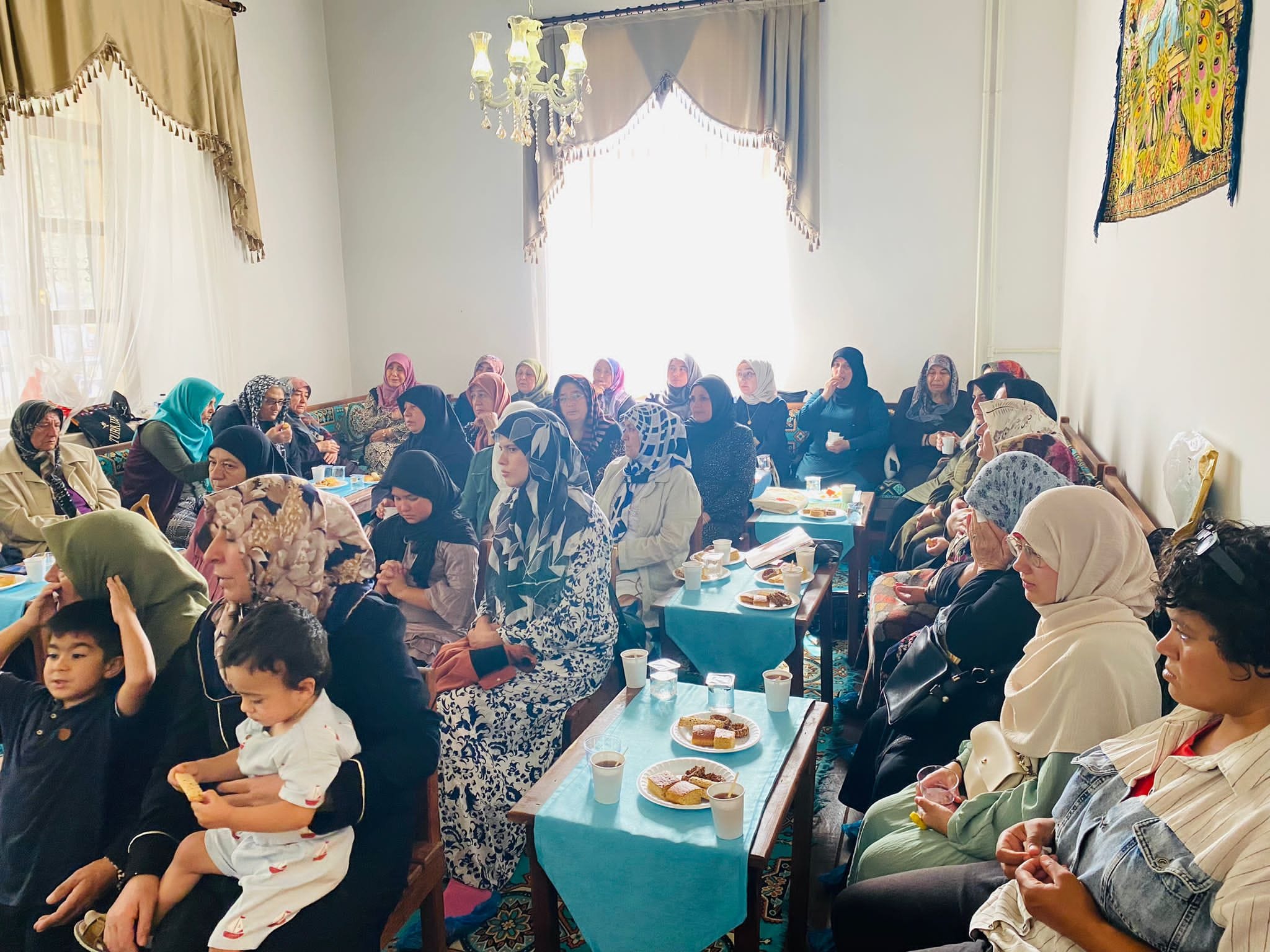 Emirdağ Kültür Evi'nde Mevlid Kandili Programı
