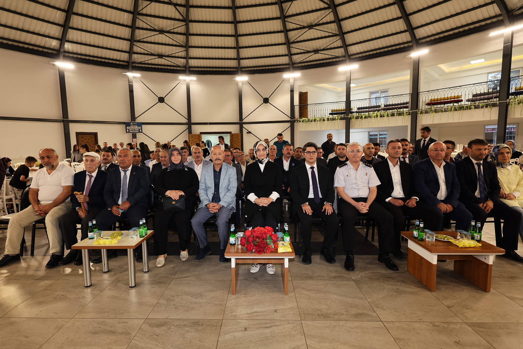 Taşoluk'un Başarılı Sporcularına Vali Yiğitbaşı'ndan Destek