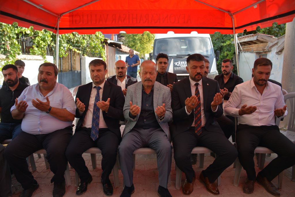 MİLLETVEKİLİ TAYTAK, ŞEHİT ÇAPAN'IN BABA OCAĞINI ZİYARET ETTİ