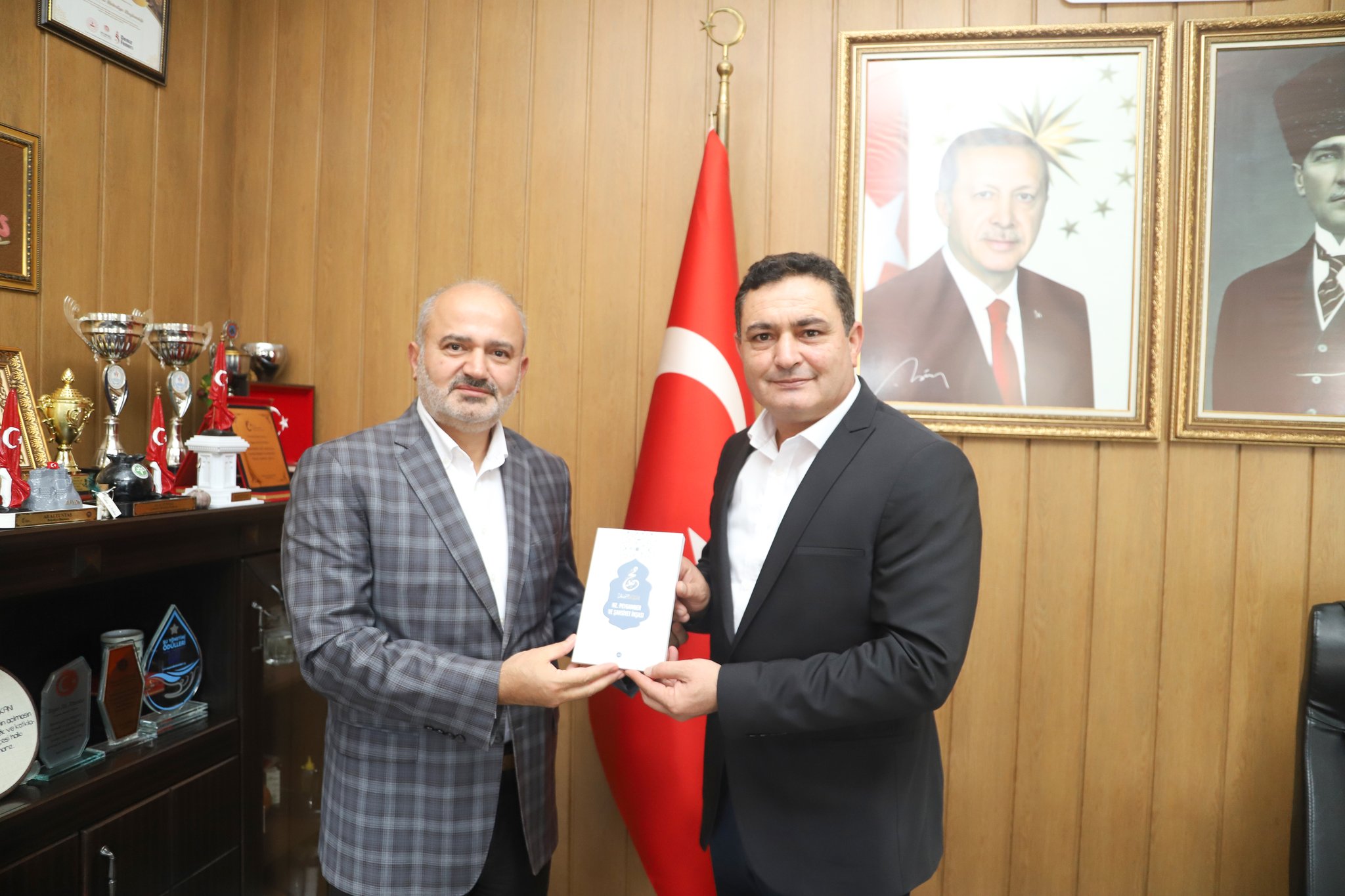 Başkan Altuntaş Ziyaretten Dolayı Teşekkür Etti