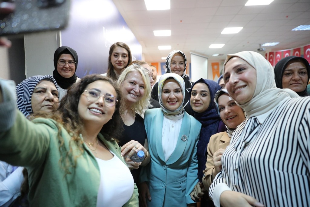 BAKAN GÖKTAŞ TEŞKİLATLA BULUŞTU