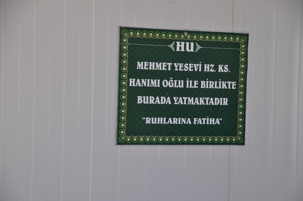 HOCA AHMET YESEVİ TORUNLARI YADEDİLDİ
