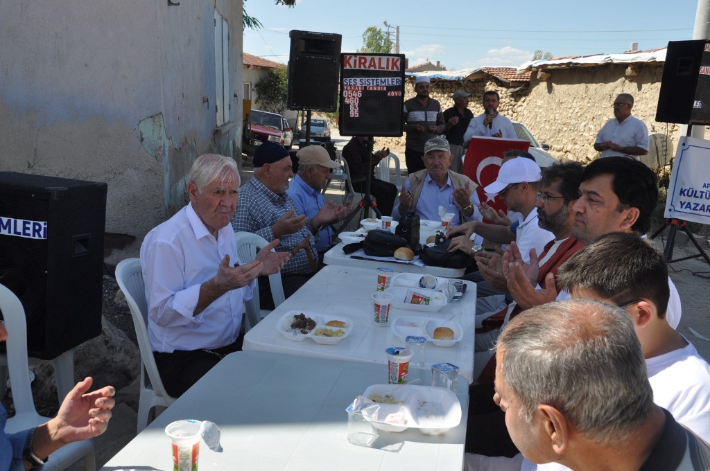 HOCA AHMET YESEVİ TORUNLARI YADEDİLDİ
