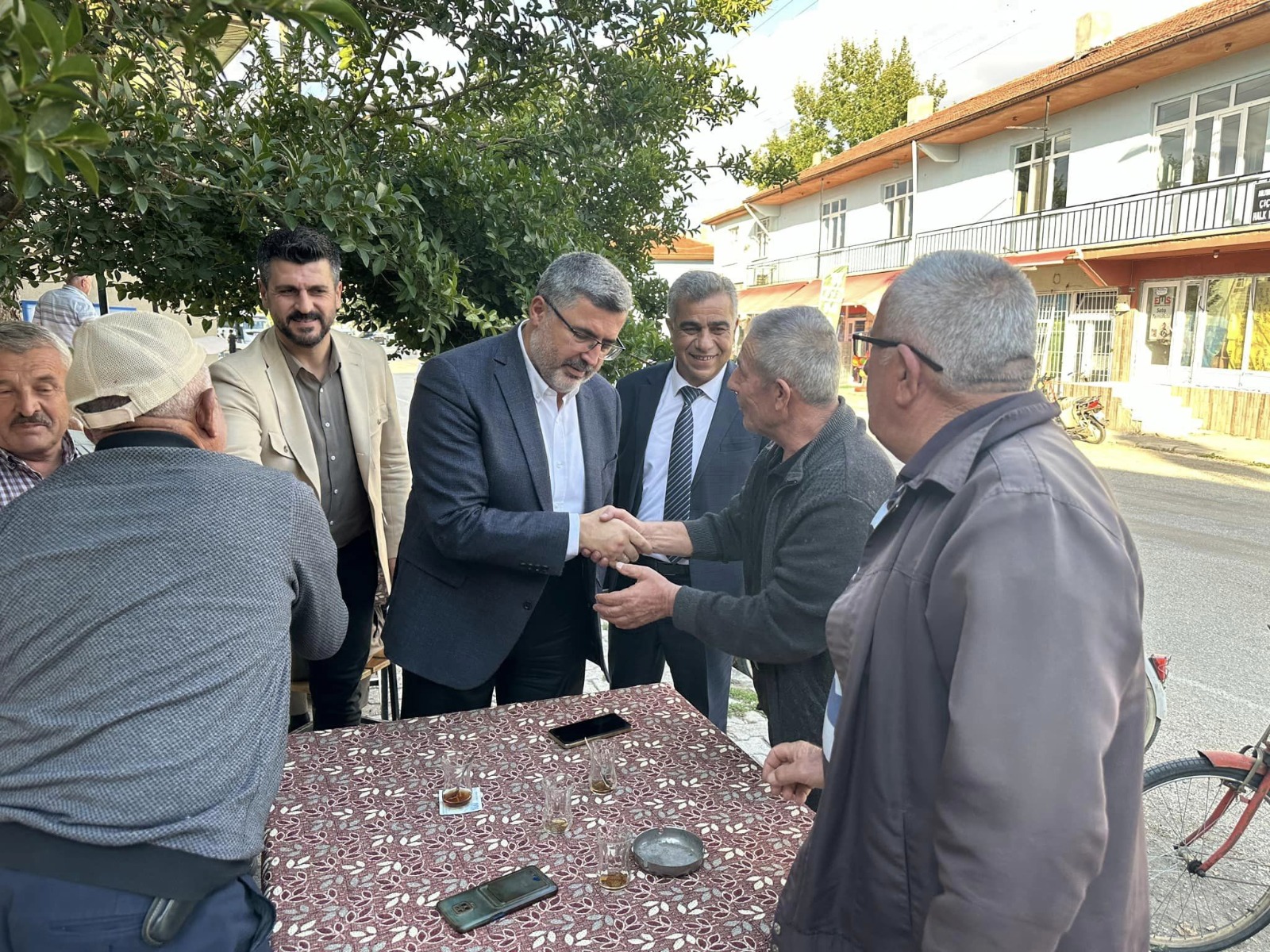 MİLLETVEKİLİ ÖZKAYA BELDE ZİYARETLERİNE DEVAM EDİYOR