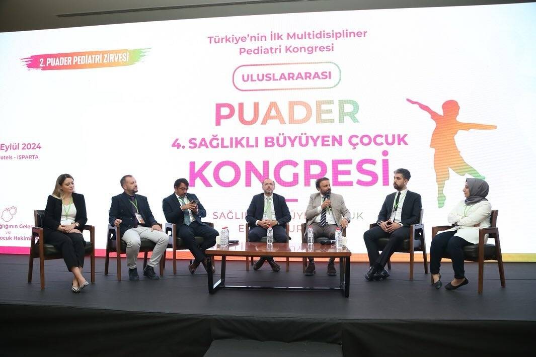 REKTÖR OKUMUŞ “ANADOLU’DA ÇOCUK HEKİMİ OLMAK” TOPLANTISINA BAŞKANLIK ETTİ
