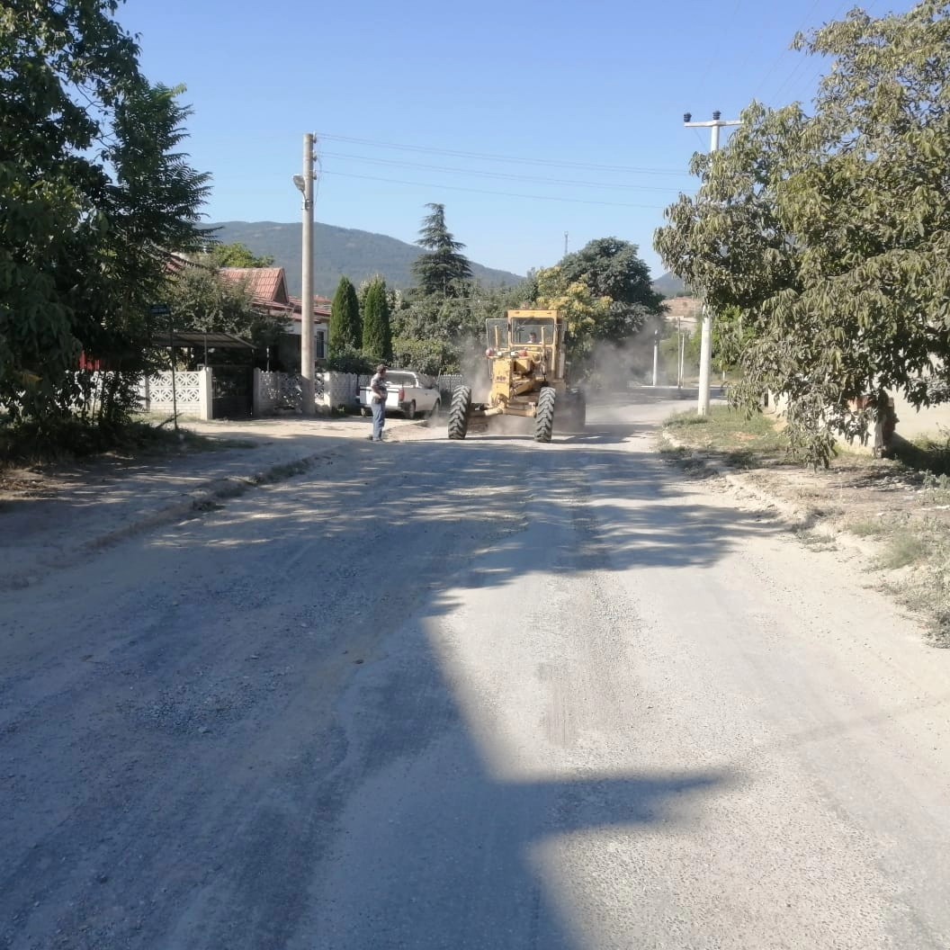 Beldenin Çehresi Değişiyor Başkan Ölmez Projeleri Yakından Takip Ediyor