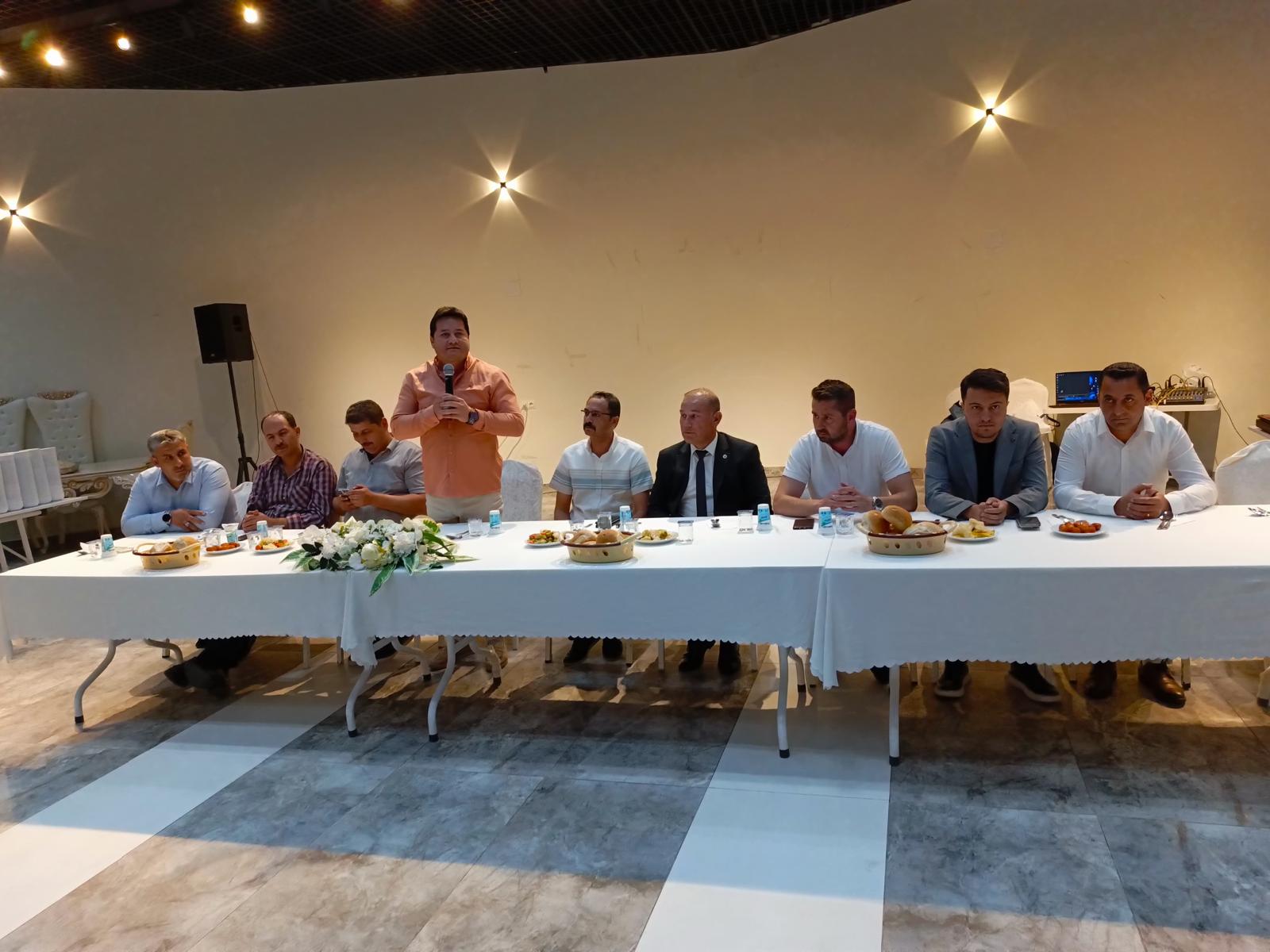 Başkan Aynacı Belediye Çalışanlarıyla Bir Araya Geldi