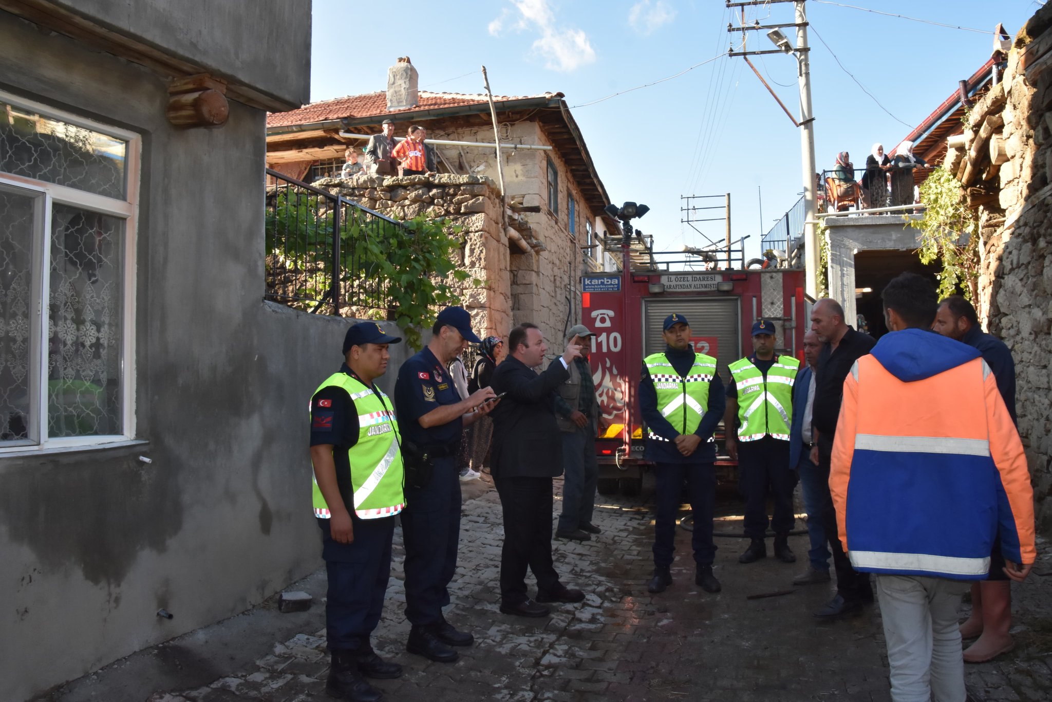 Devletin Yardım Eli Kaymakam Eser'den Geldi