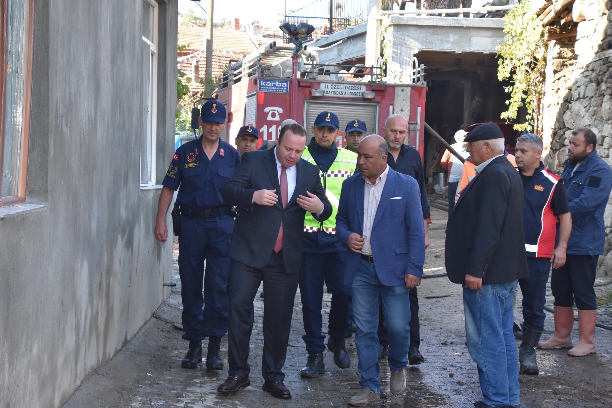 Devletin Yardım Eli Kaymakam Eser'den Geldi
