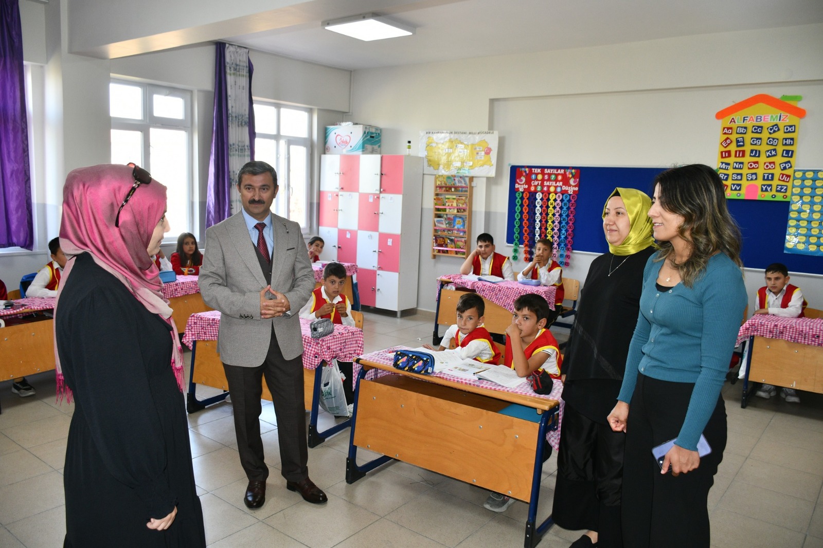BAŞKAN KILINÇARSLAN, İLKÖĞRETİM HAFTASI KUTLAMA PROGRAMINA KATILDI