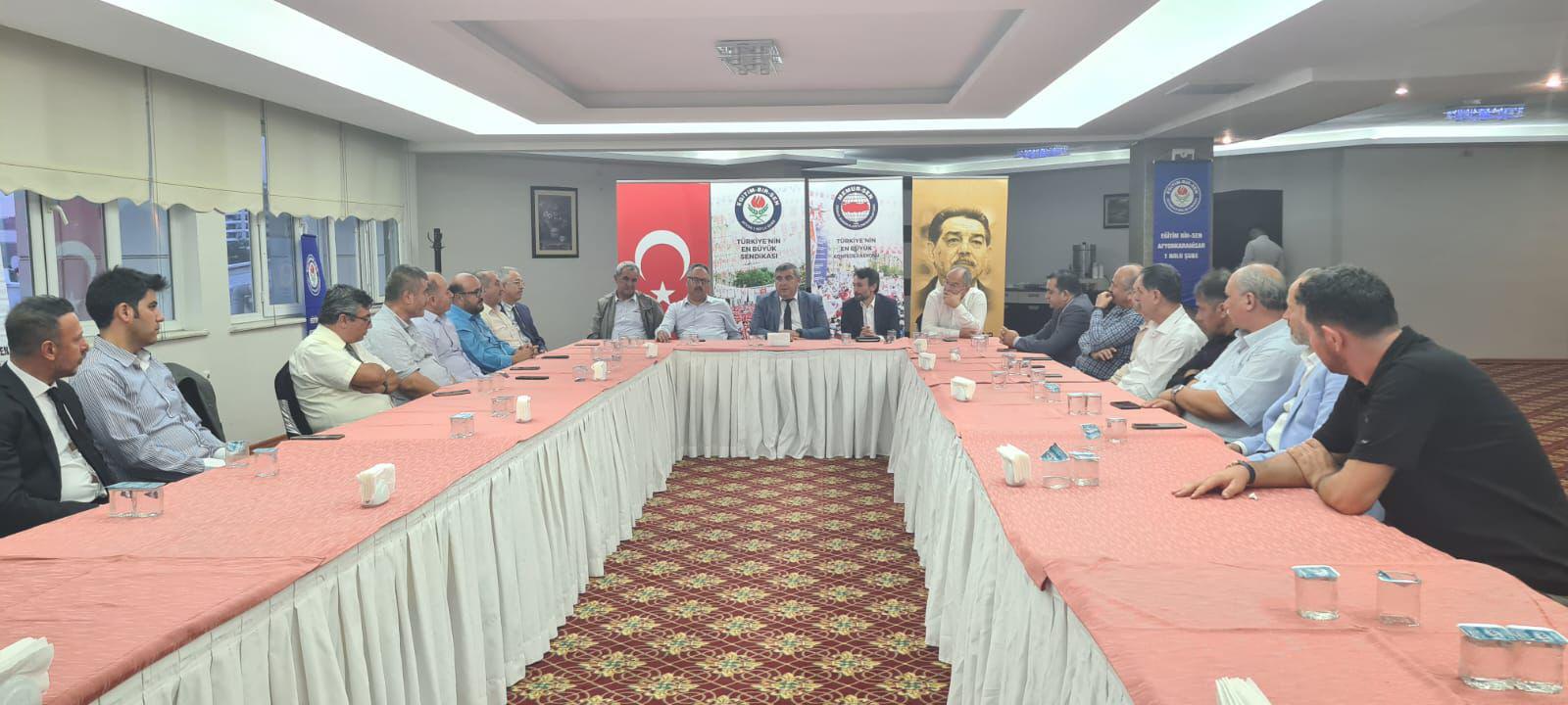 Eğitim Bir-Sen Afyonkarahisar İl Milli Eğitim Yöneticileriyle Buluştu
