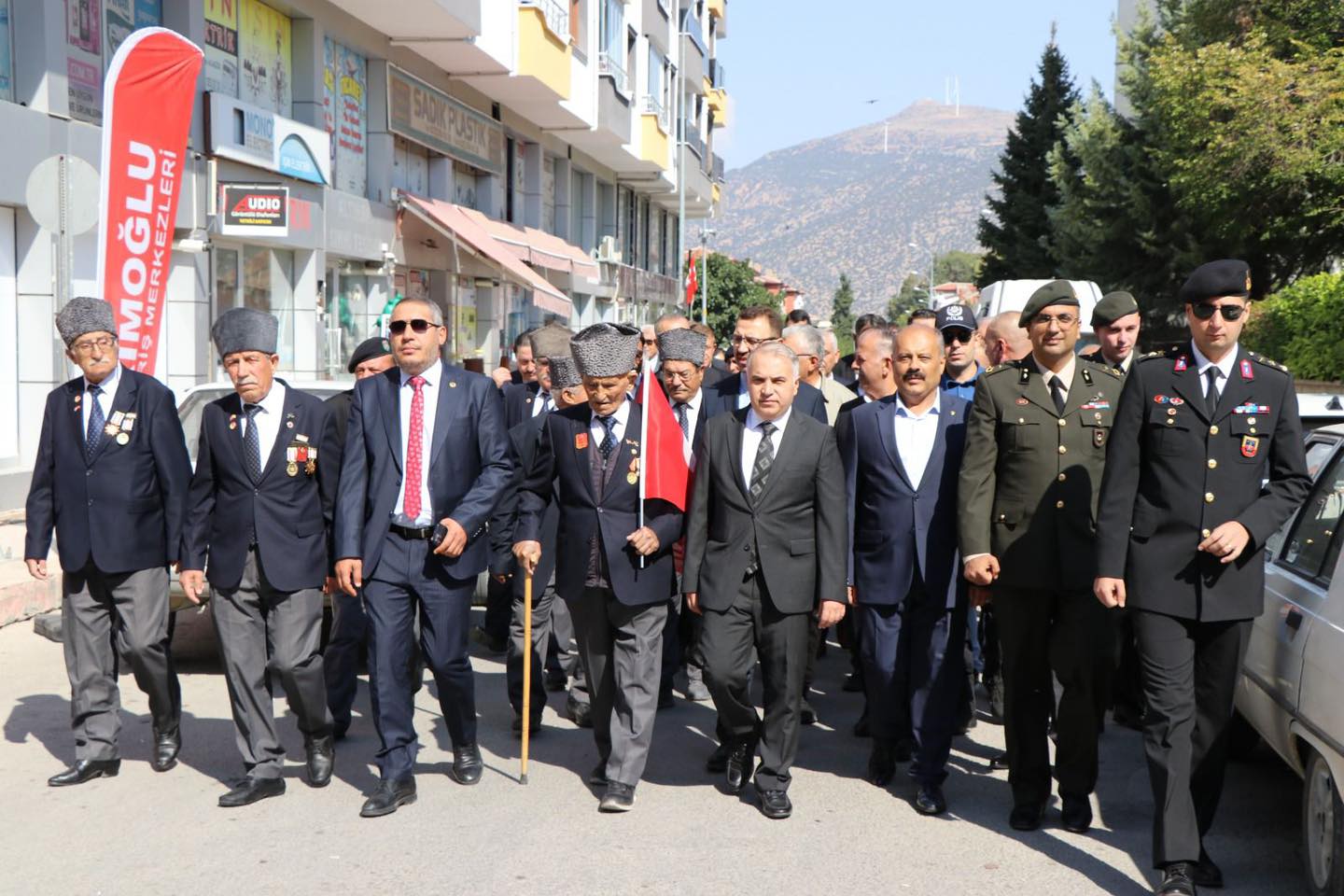 19 Eylül Gaziler Günü Dinar'da Törenle Kutlandı