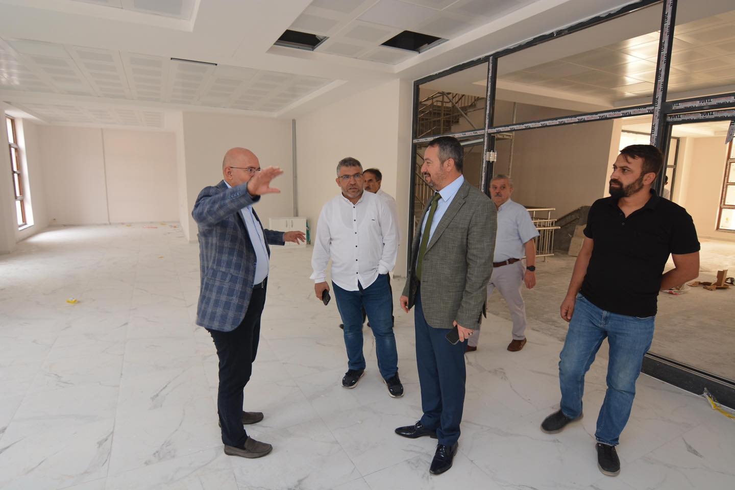 Milletvekili Korkmaz’dan Sandıklı Belediyesi Yeni Hizmet Binası Ziyareti