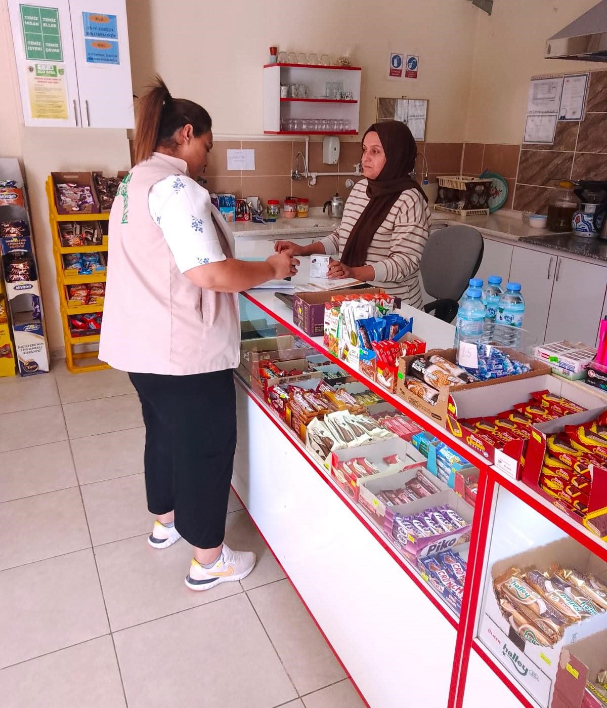 ‘Güvenli Gıda, Sağlıklı Yaşam’ Afyonkarahisar’da denetimler devam ediyor