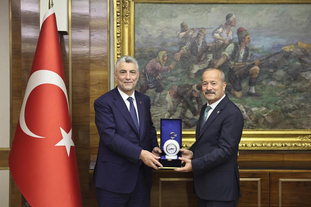 MİLLETVEKİLİ TAYTAK, TİCARET BAKANI ÖMER BOLAT'I ZİYARET ETTİ