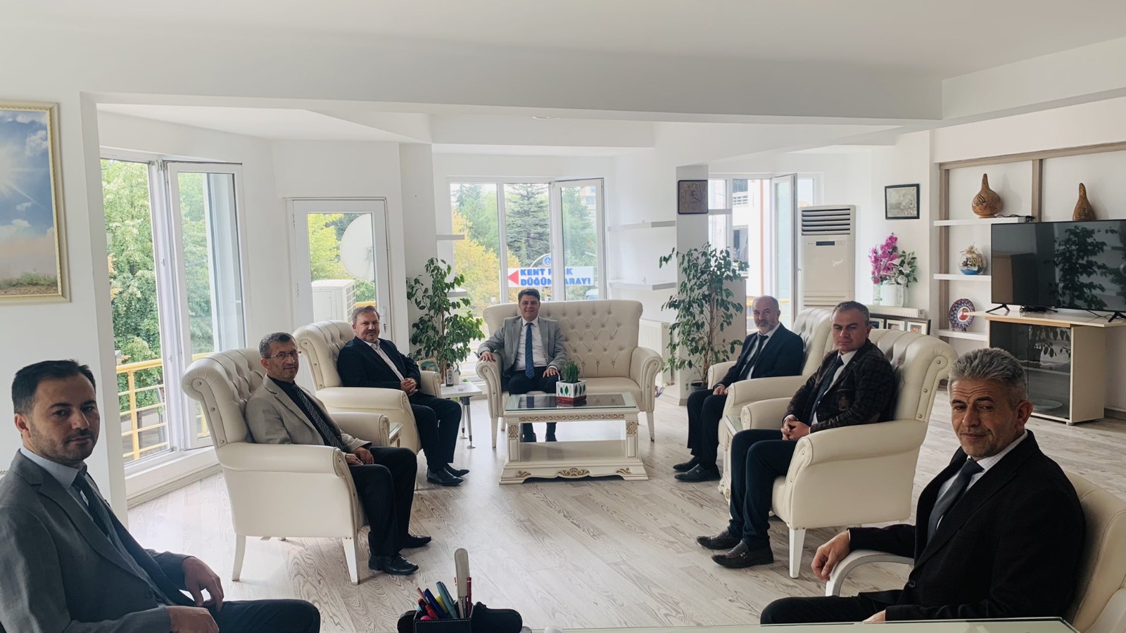 KAYMAKAM ÇENGEL KONUKLARINI AĞIRLADI