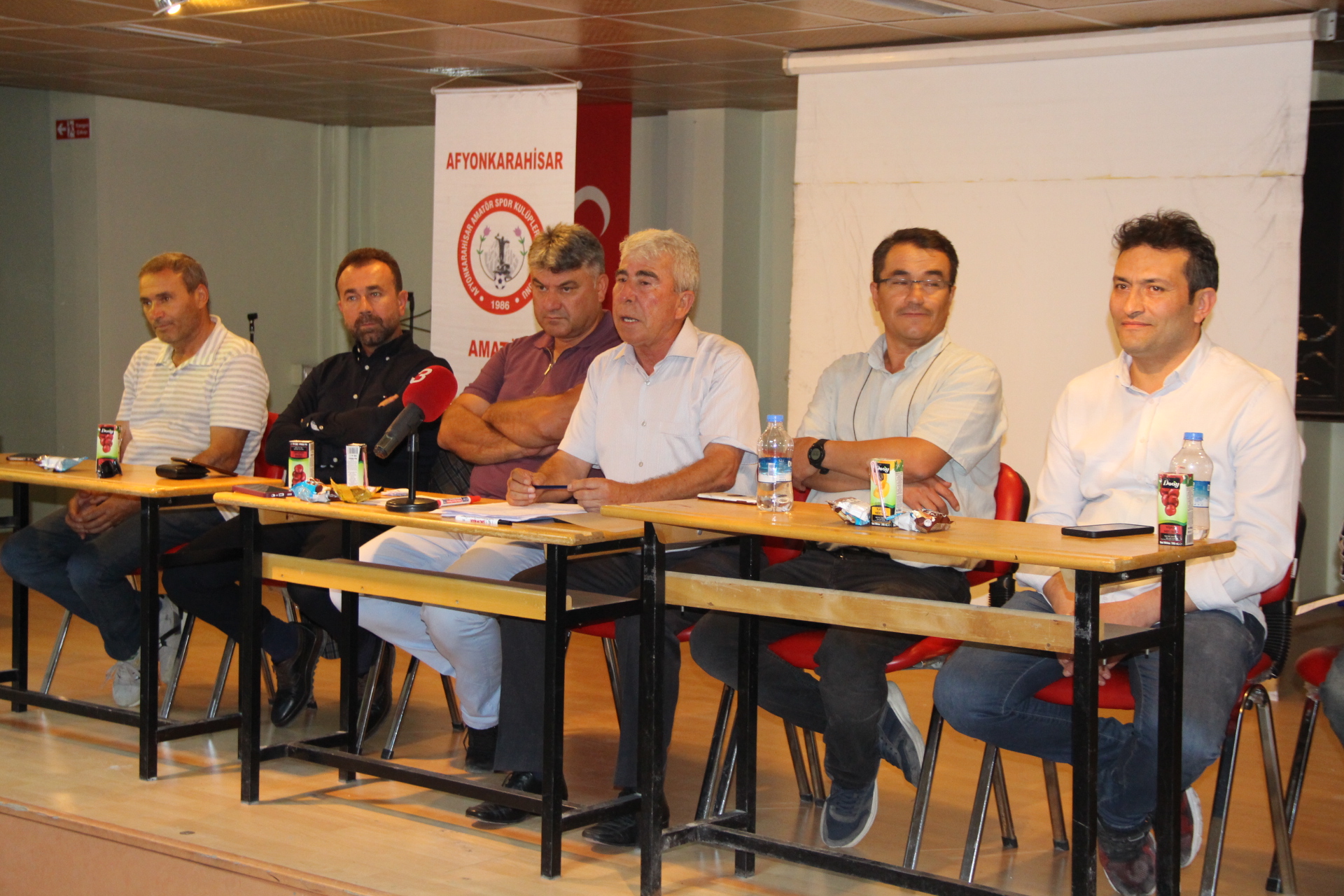 19 TAKIM 3 GRUPTA ÜST LİGE ÇIKMA MÜCADELESİ VERECEK
