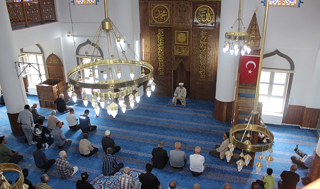 ŞEHİT İLHAN ŞEHADETİNİN 20 . YILINDA DUALARLA ANILDI