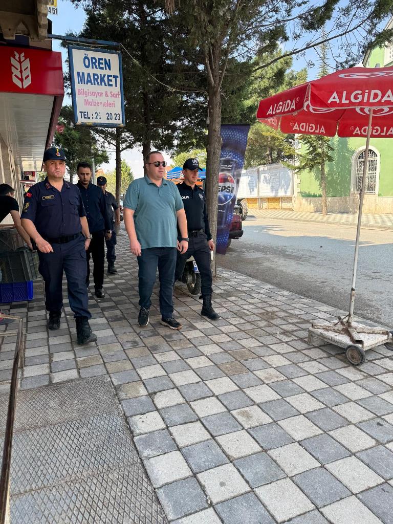 ÇOBANLAR İLÇESİNDE ŞİDDETLİ YAĞIŞ ETKİLİ OLDU