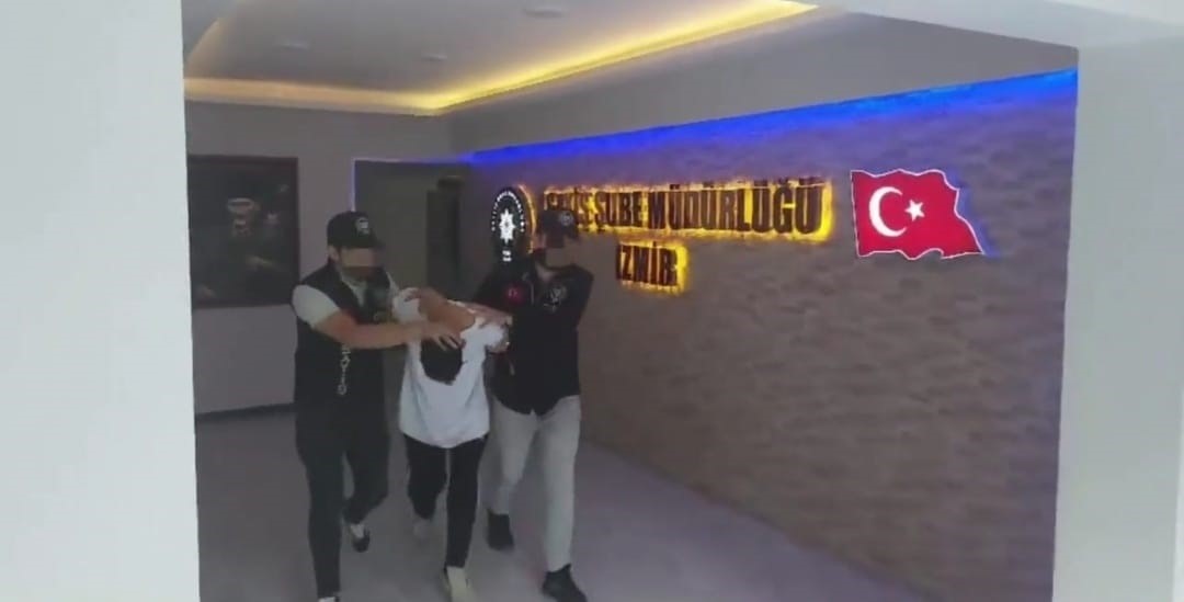 Silahla Oynarken Kazara Ağabeyini Öldürdü!