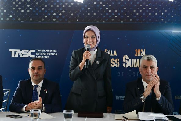 Aile ve Sosyal Politikalar Bakanı Mahinur Özdemir Göktaş, Türk-Amerikan Toplumuyla Buluştu