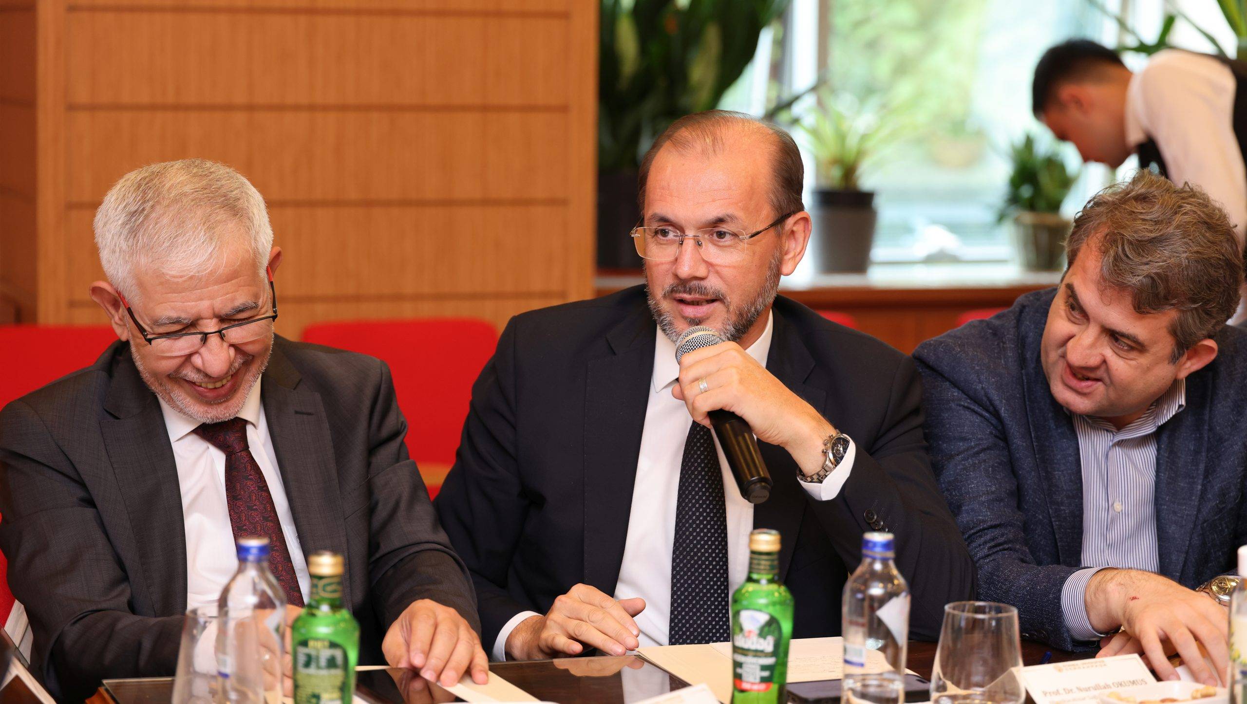 AFSÜ Rektörü Prof. Dr. Okumuş, ÜHBD Yönetim Kurulu Üyeliğine Seçildi