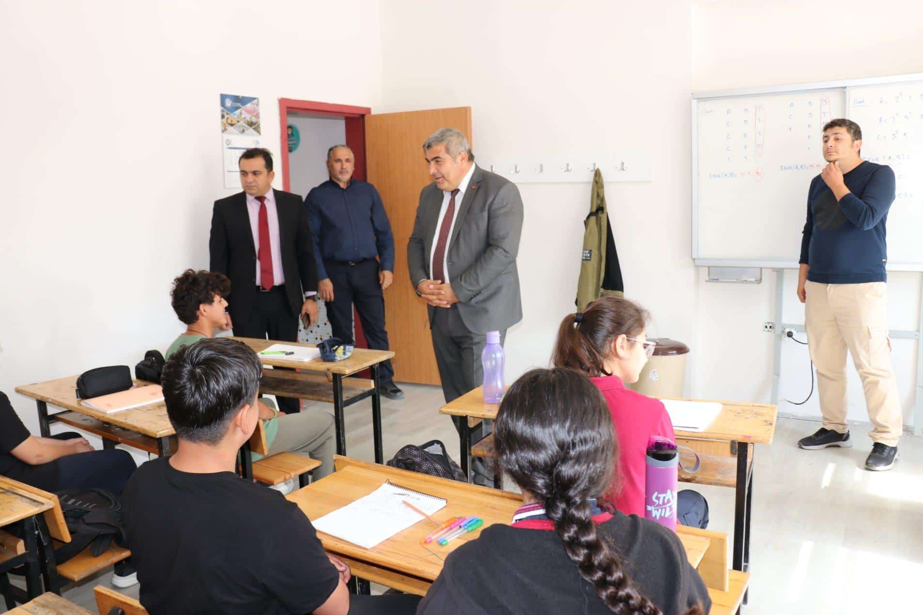 SÜNNETCİ'DEN MAVER KEMAL ARSOY İLKOKULU VE ORTAOKULU'NA ZİYARET