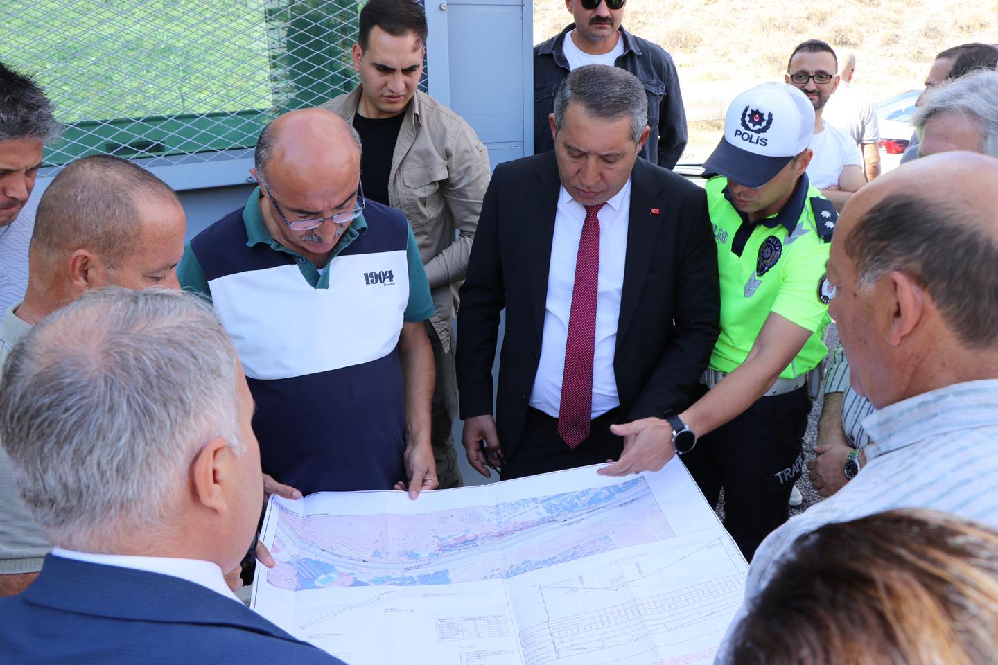 DİNAR TRAFİĞİ TOPLANTIDA DERİNLEMESİNE ELE ALINDI