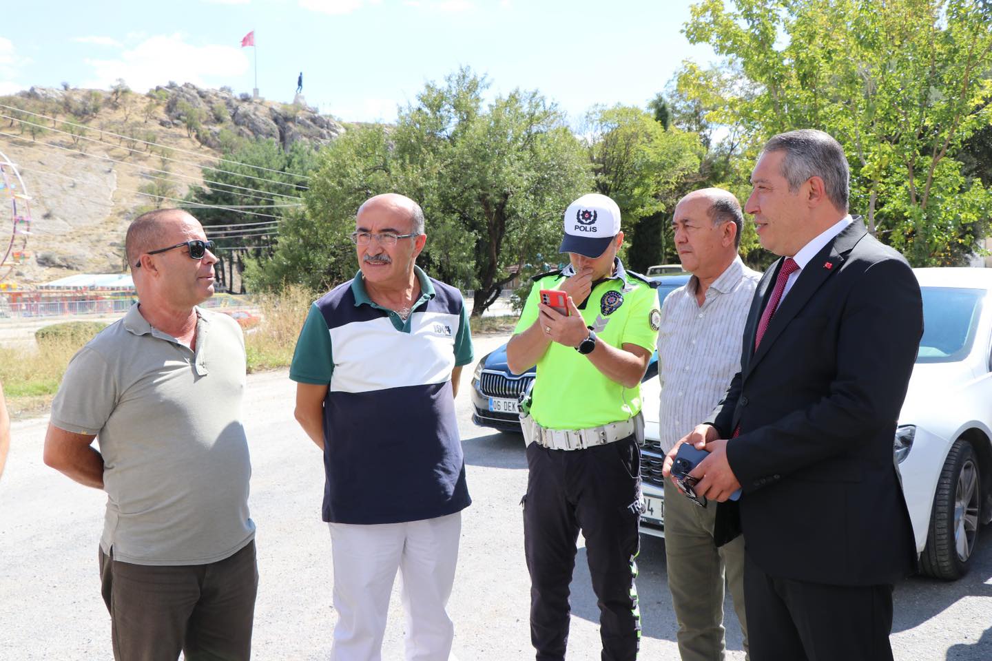 DİNAR TRAFİĞİ TOPLANTIDA DERİNLEMESİNE ELE ALINDI
