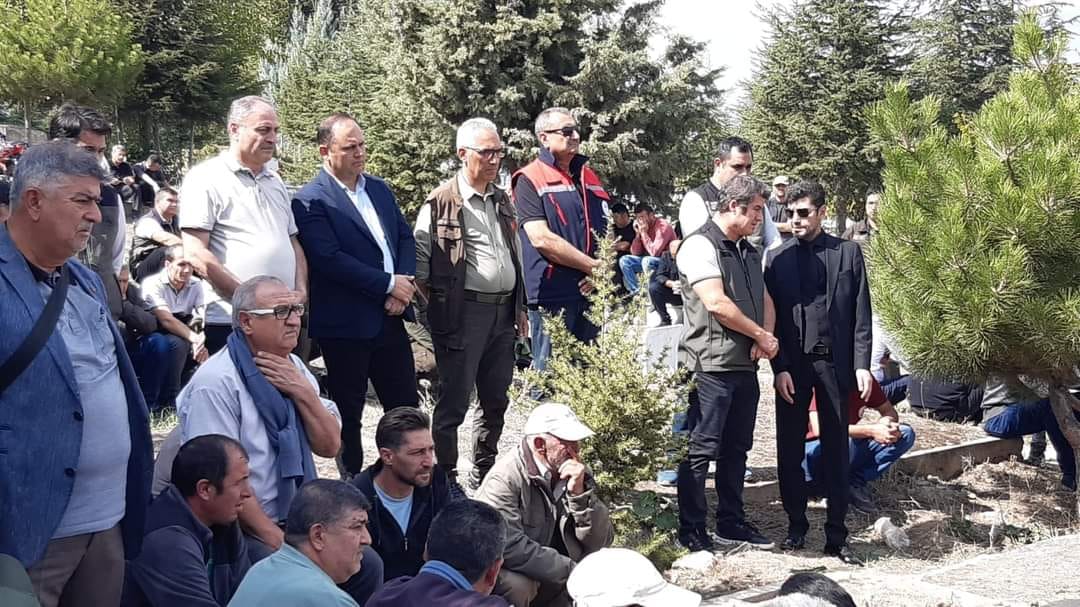 Yıllarını Afyon Ormanlarına  Adayan Basri Tuna, Son Yolculuğuna Uğurlandı