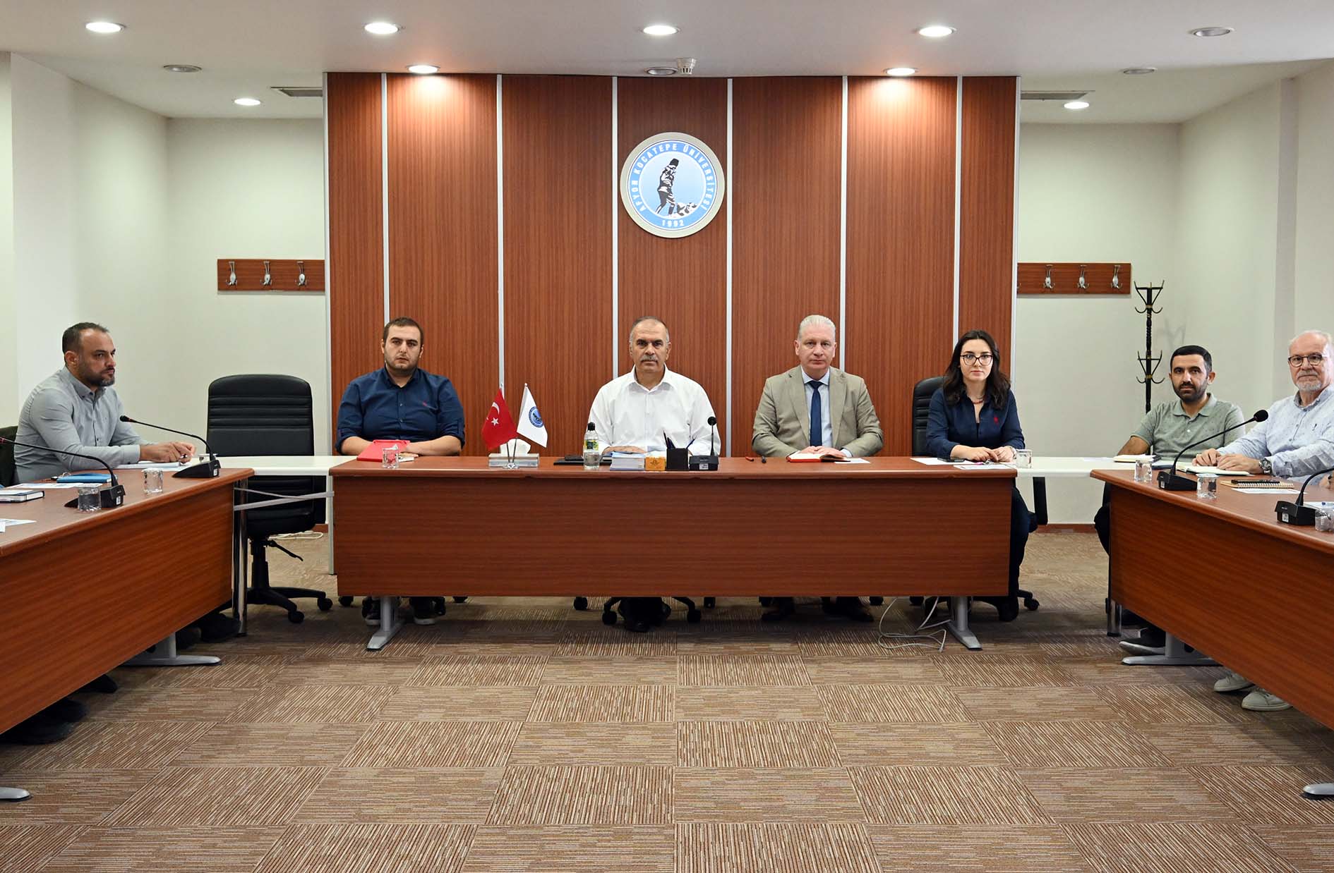 AKÜ Girişimcilik ve Kariyer Ofisi Tarafından Kariyer Toplantısı Düzenlendi